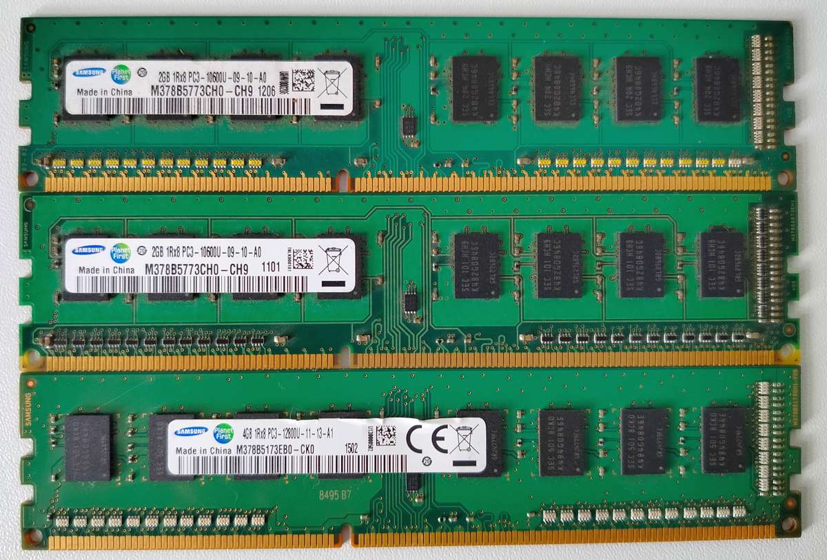 Samsung 8GB DDR3 RAM | 2GB + 2GB + 4GB