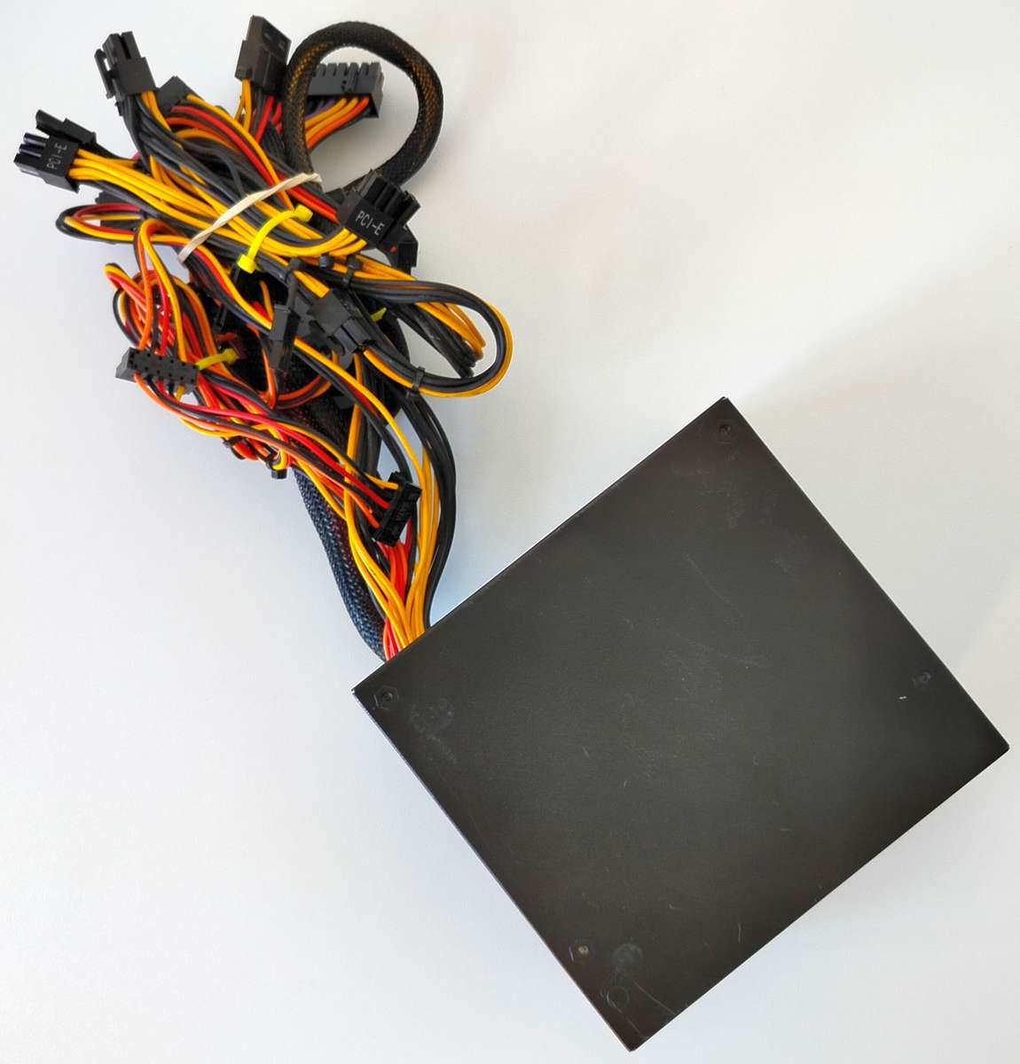 Cooler Master 700W 80 Plus Power Supply