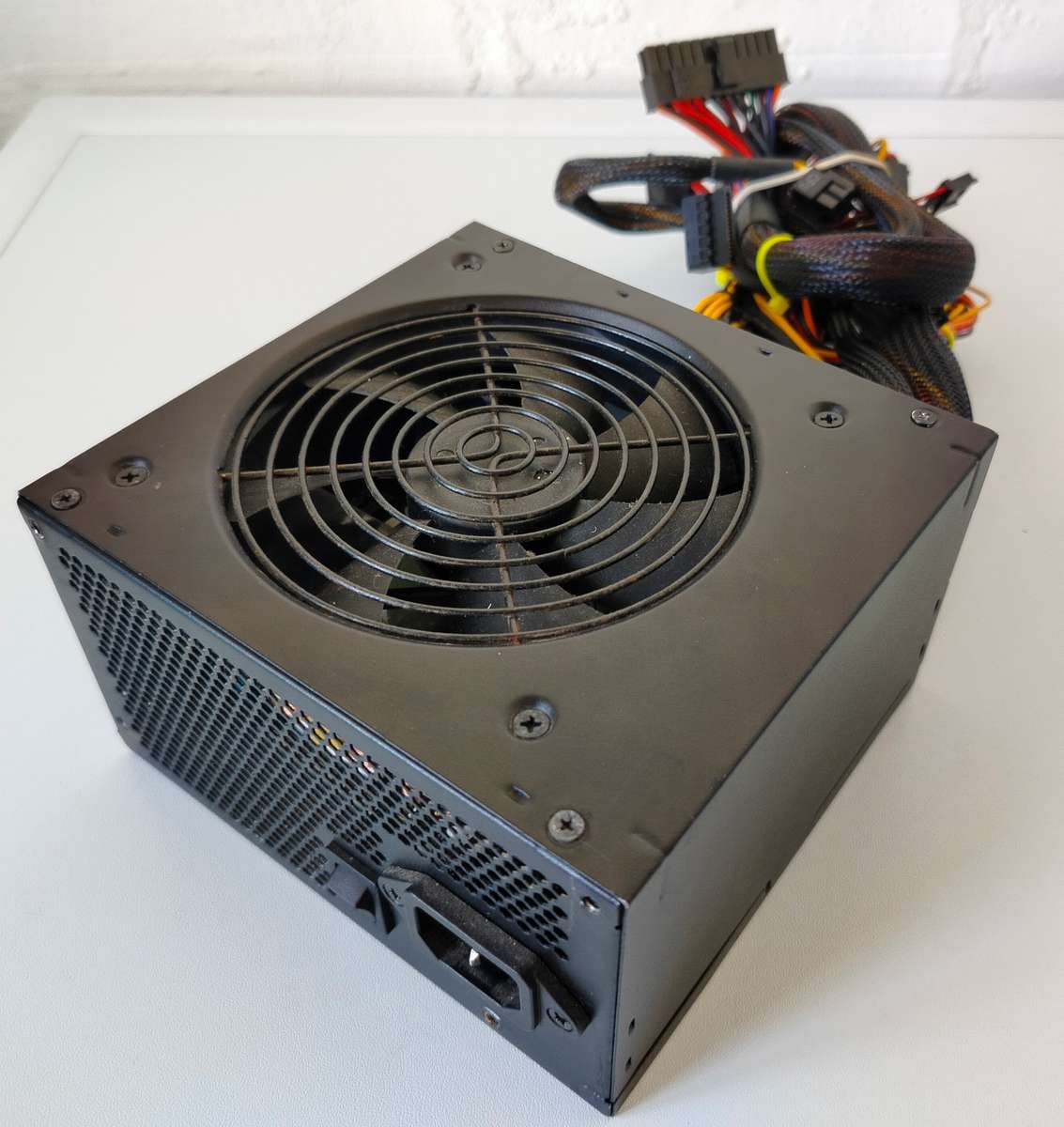 Cooler Master 700W 80 Plus Power Supply