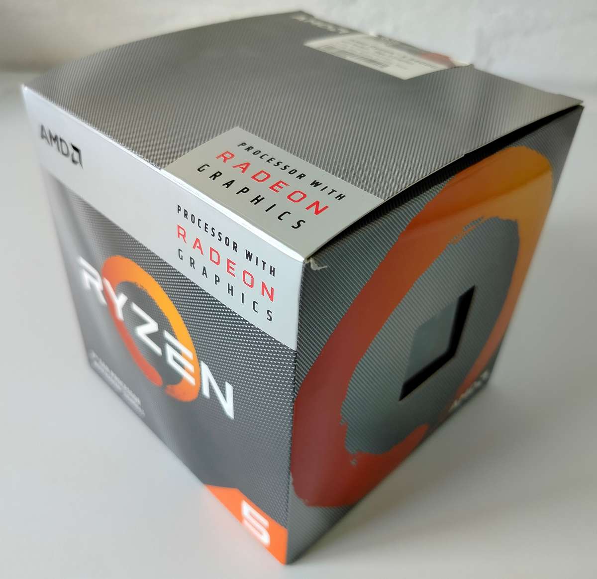 AMD Wraith Spire CPU cooler (non-RGB)