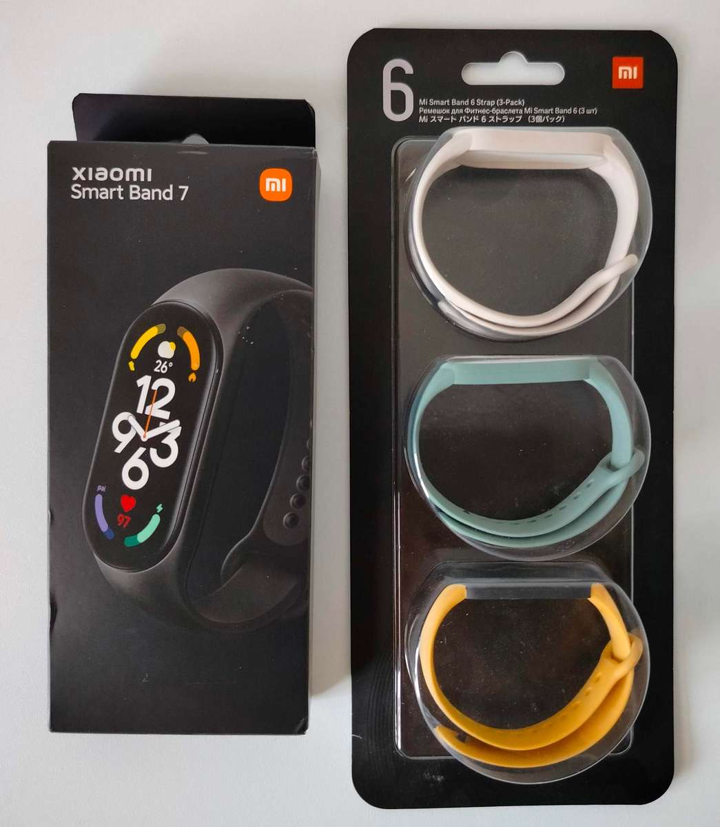 Xiaomi Mi Band 7 with 3 extra straps | In Box with charger cable
