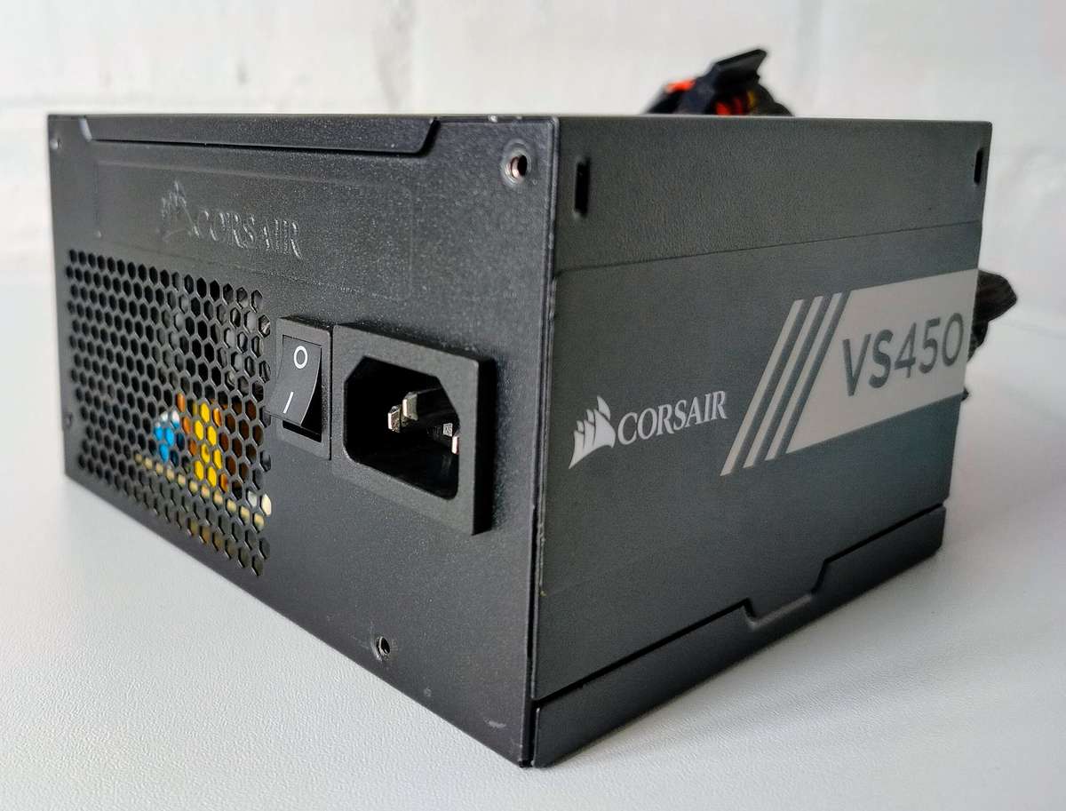 Corsair VS450 80 PLUS ATX Power Supply | Clean and Quiet