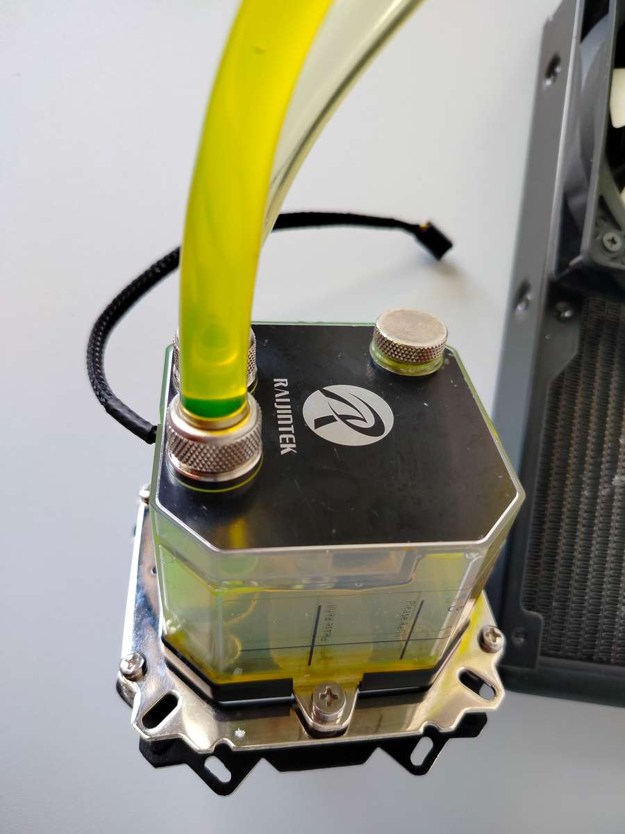 Raijintek 240mm AIO liquid CPU cooler | needs pump