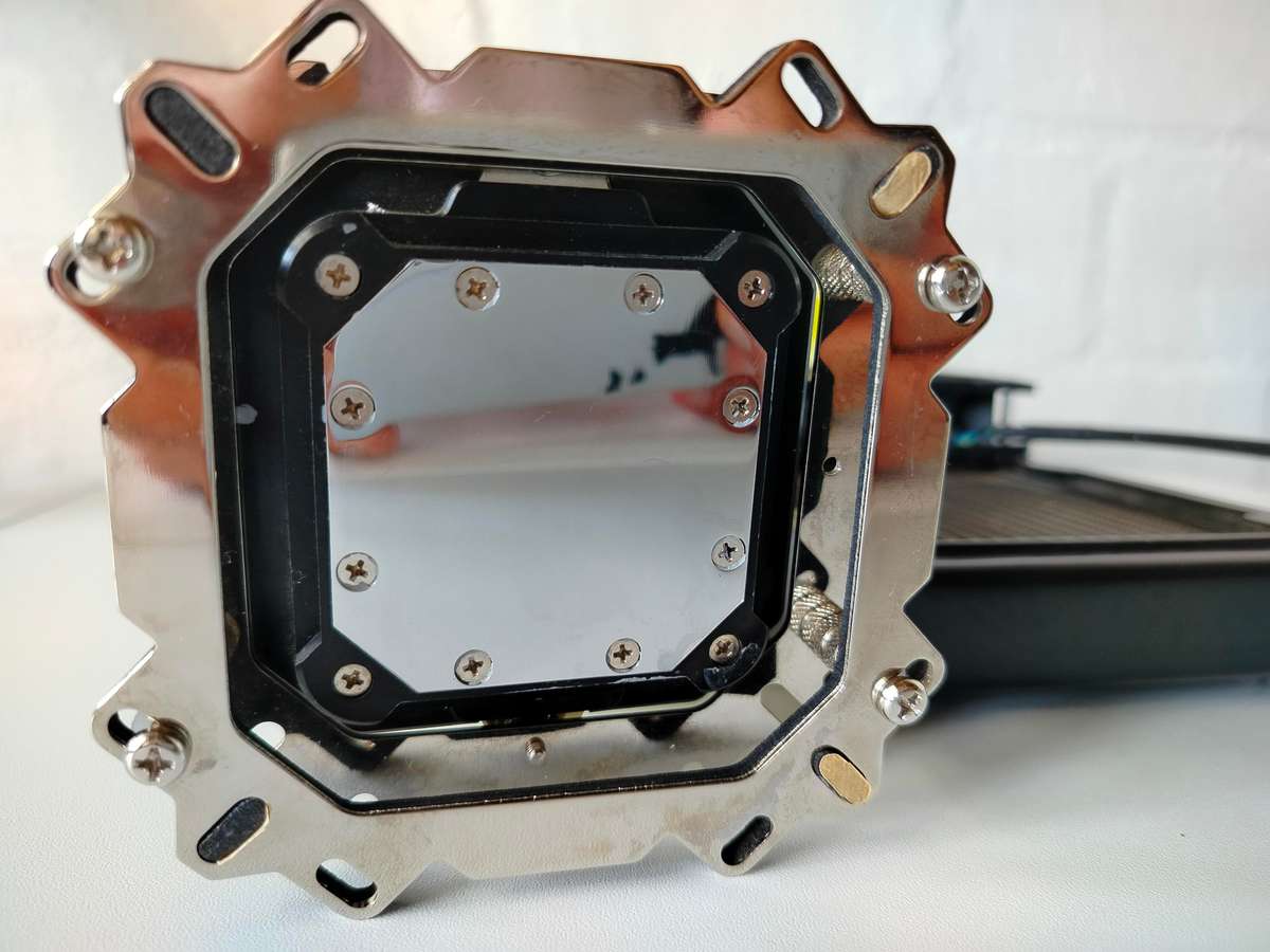 Raijintek 240mm AIO liquid CPU cooler | needs pump