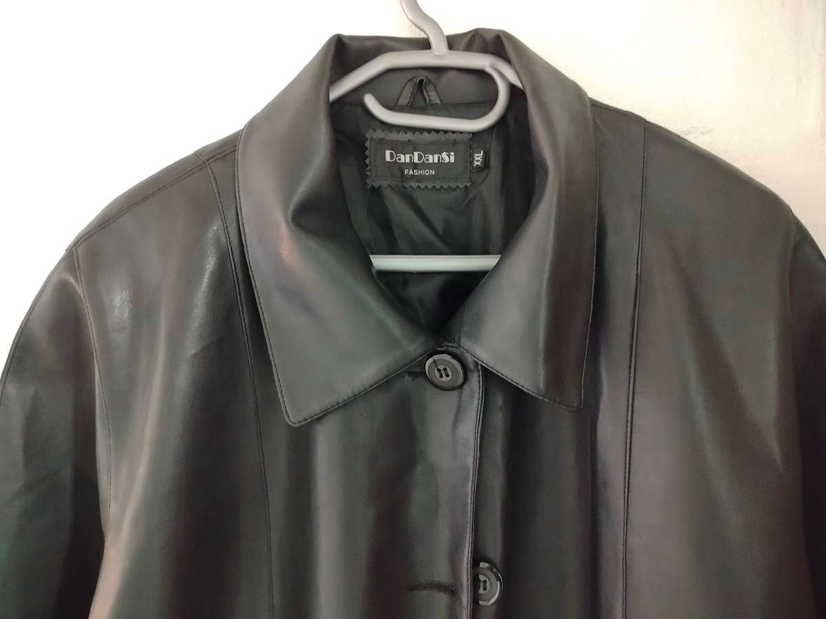 DanDansi XXL faux leather blazer