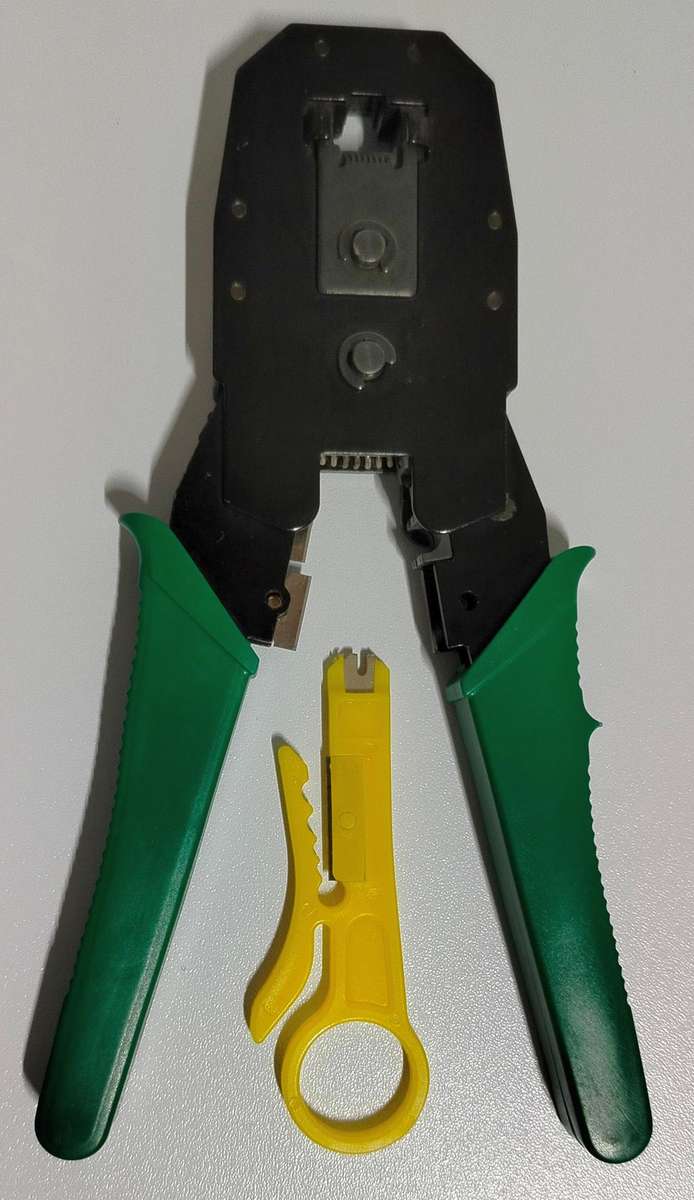 Network Crimp Tool for RJ45 RJ11 RJ12 Cable Crimping Cutter Stripper