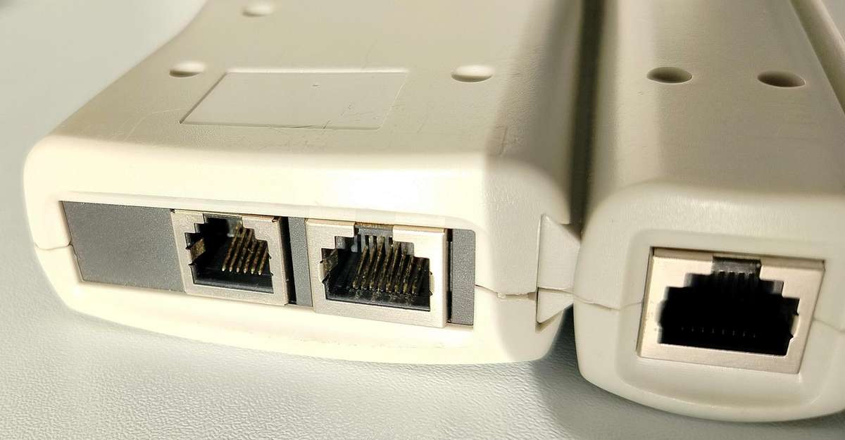 Link Basic Cable Tester RJ45 RJ11 RJ12 (9V Energizer battery included)