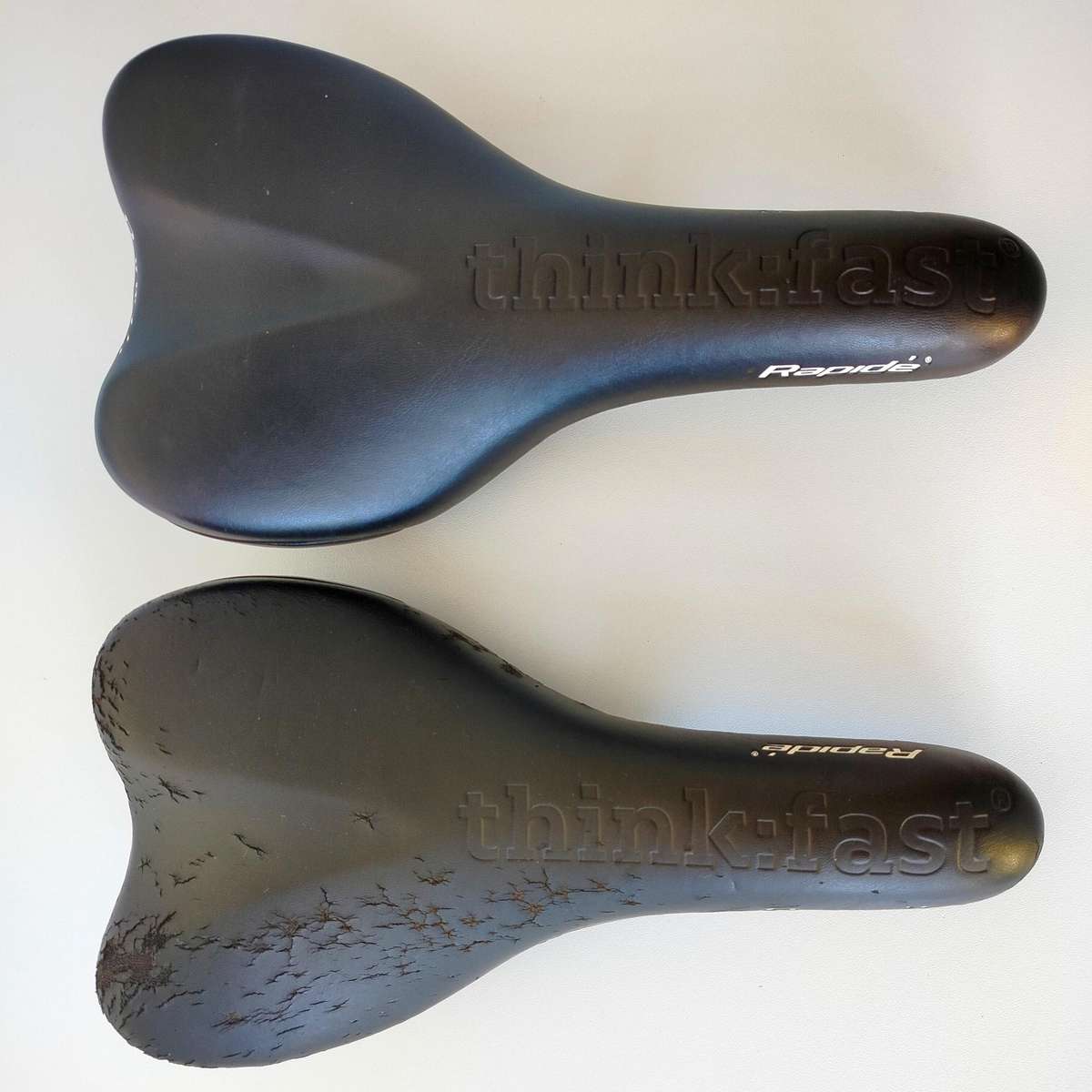 2x Used bicycle saddles | Width: 147mm, Length: 271mm