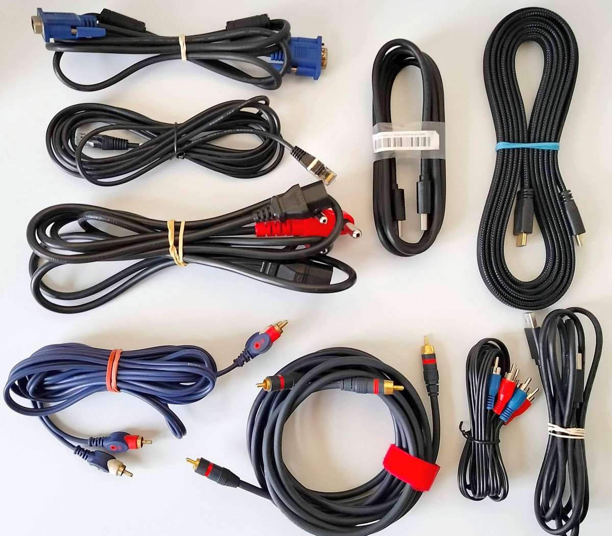 Assorted cables |3M HDMI, 1.8M DisplayPort, VGA, USB, 3M twin IEC, 3x RCA (new and used)