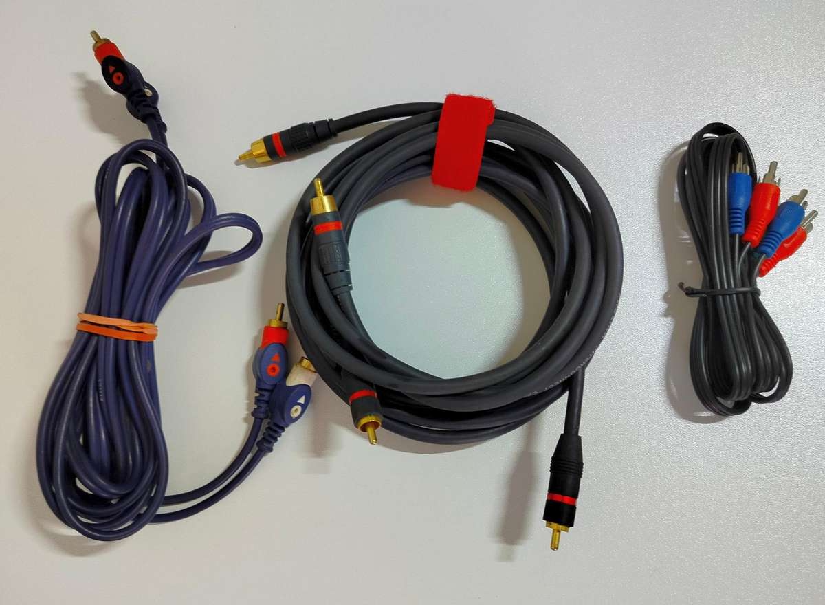 Assorted cables |3M HDMI, 1.8M DisplayPort, VGA, USB, 3M twin IEC, 3x RCA (new and used)