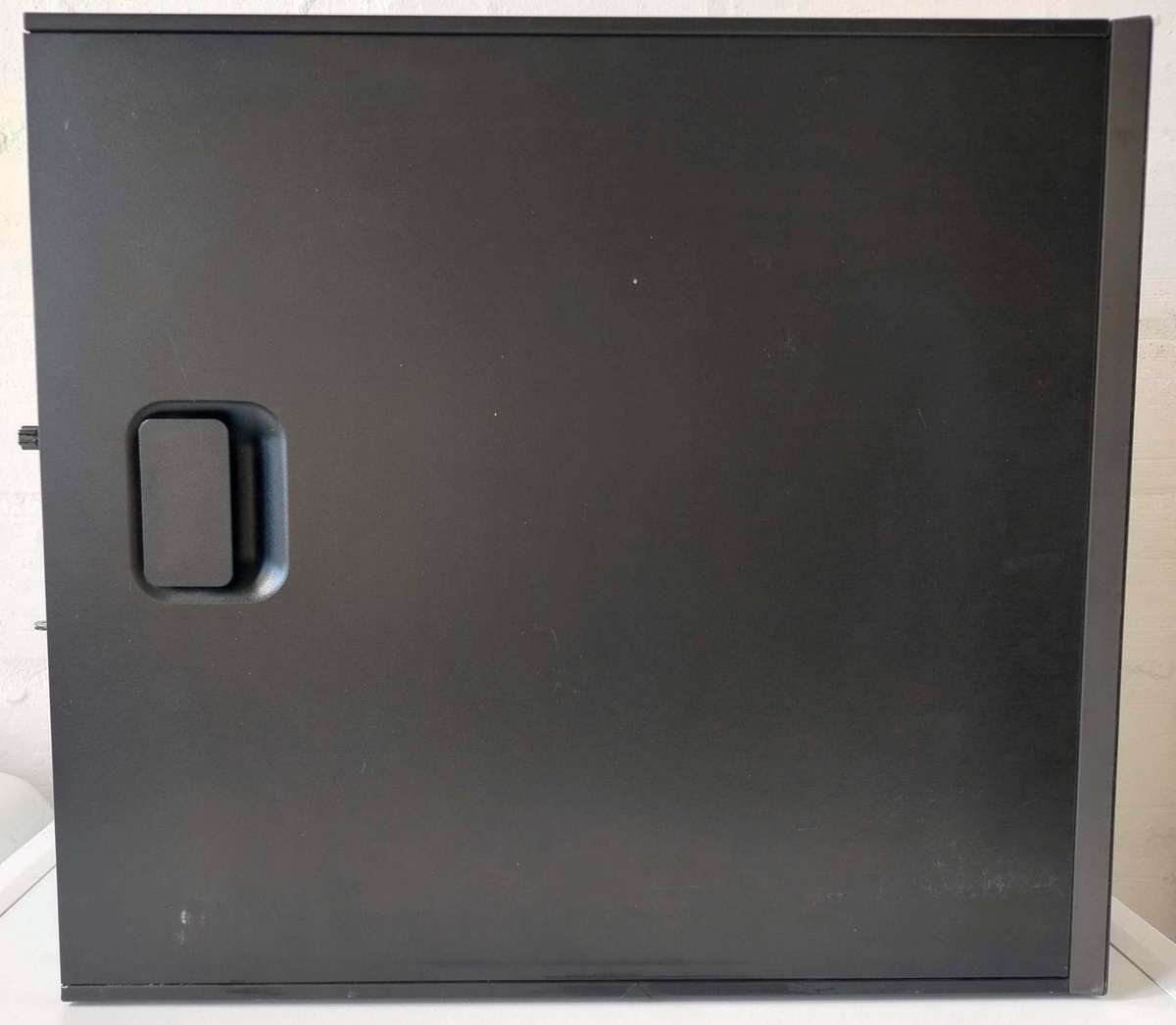 HP ProDesk i7 4.0GHz | 32GB RAM | SSD + HDD (560GB) | Windows 11 (activated)