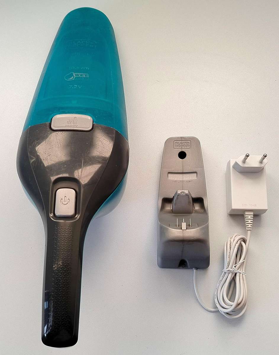 Black&Decker Dustbsuter Handheld cacuum cleaner | Wet & Dry | 7.2v