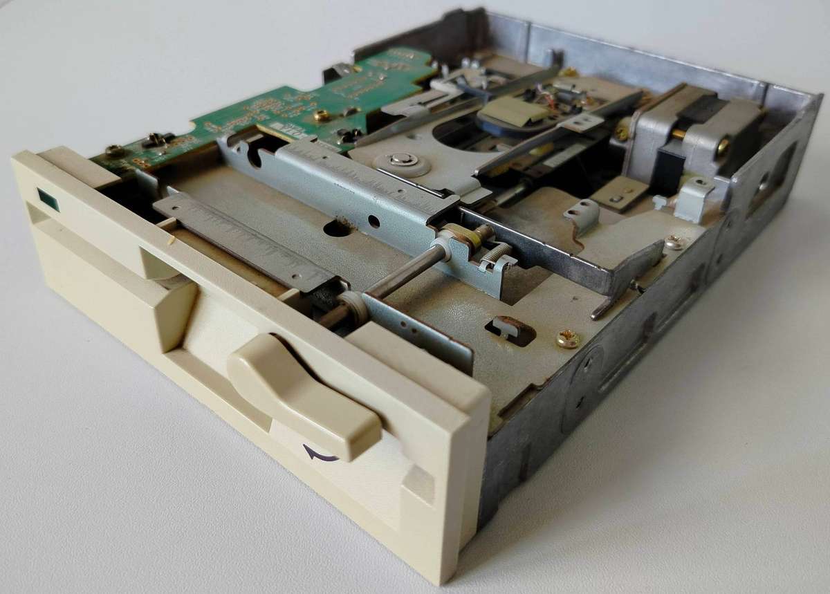 Teac FD-55GFR | 5.25" floppy drive | Tested and works