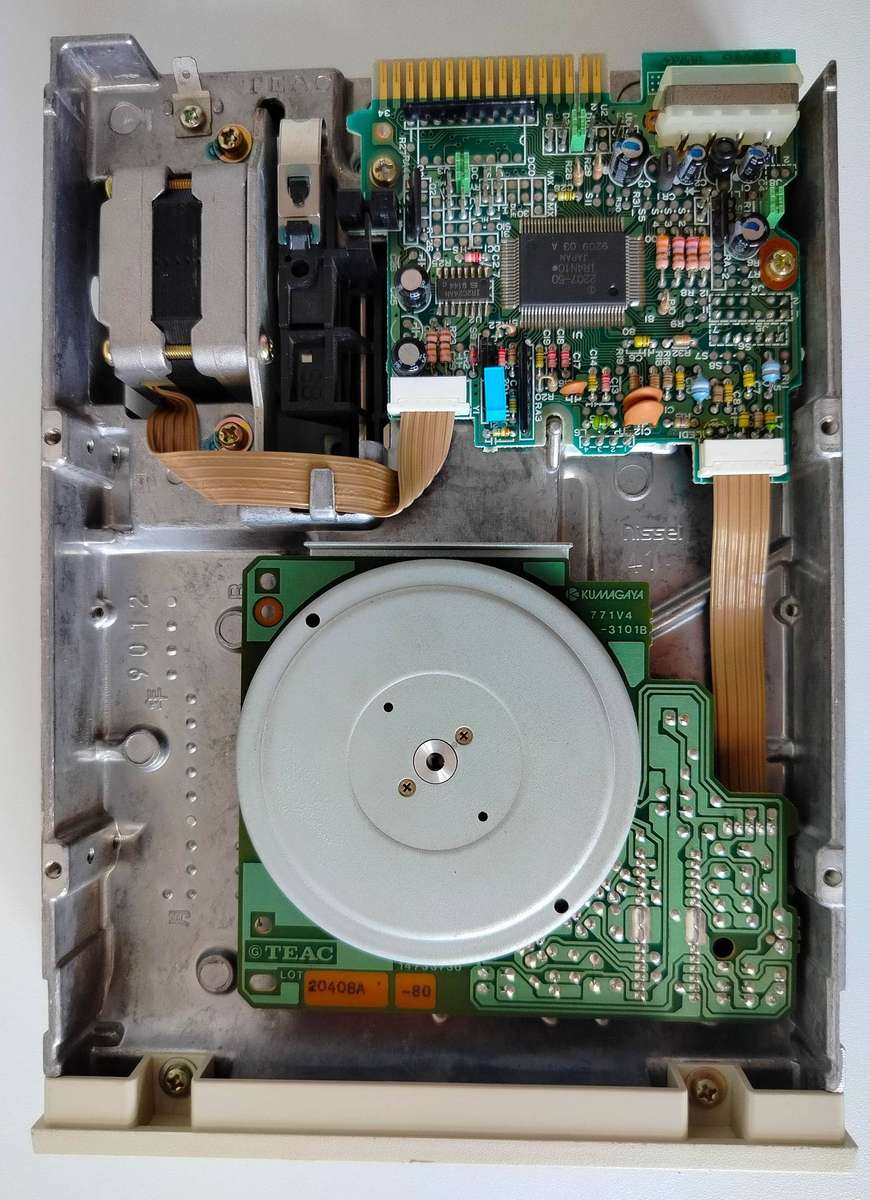 Teac FD-55GFR | 5.25" floppy drive | Tested and works