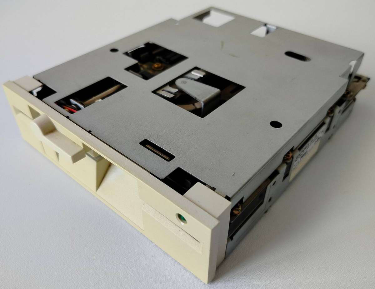 Mitsumi D509V3 | 5.25" floppy drive | Tested and works