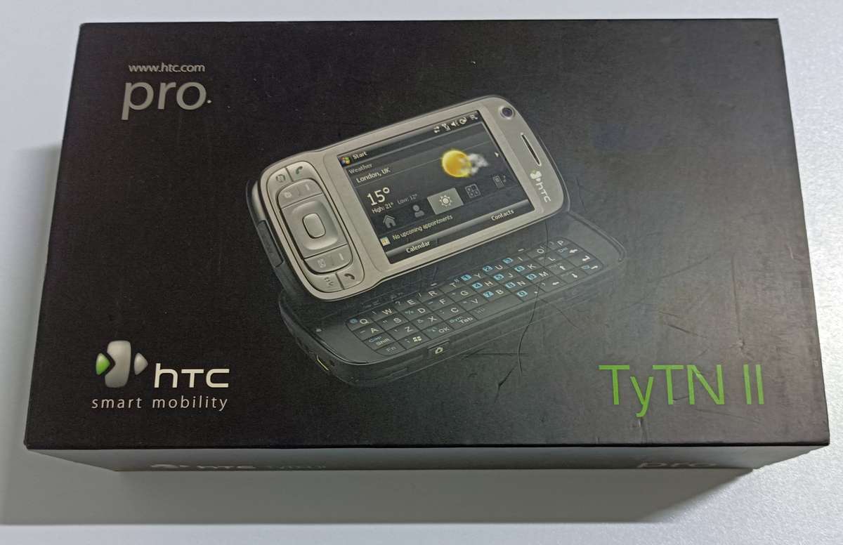 HTC Tytn II Pro | In original box with all accessories | NOTE : SCREEN STAYS WHITE