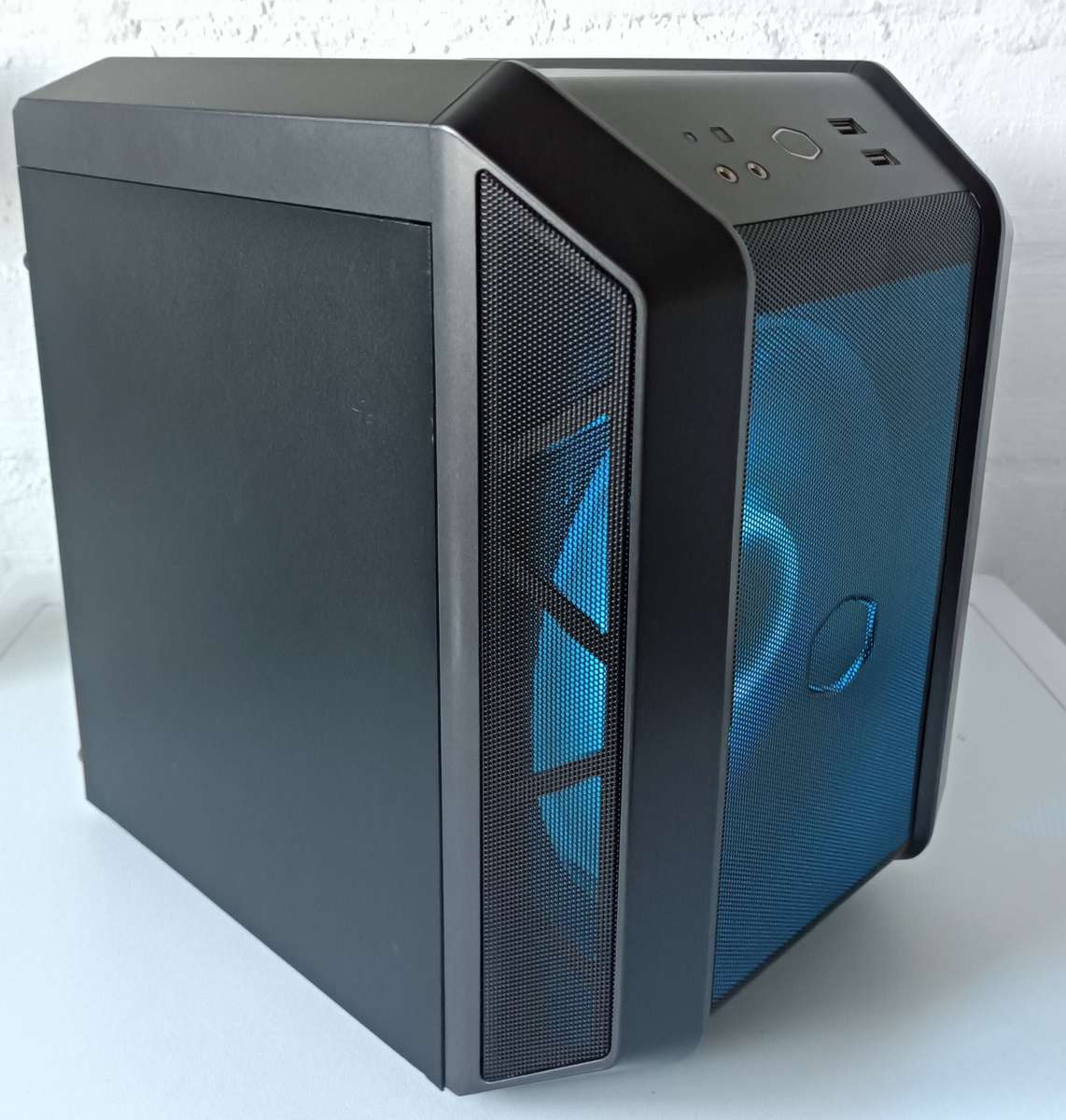 AMD Quad Core | 8GB DDR4 RAM | 256GB M.2 SSD | Windows 11 Pro (activated) | 500watt PSU