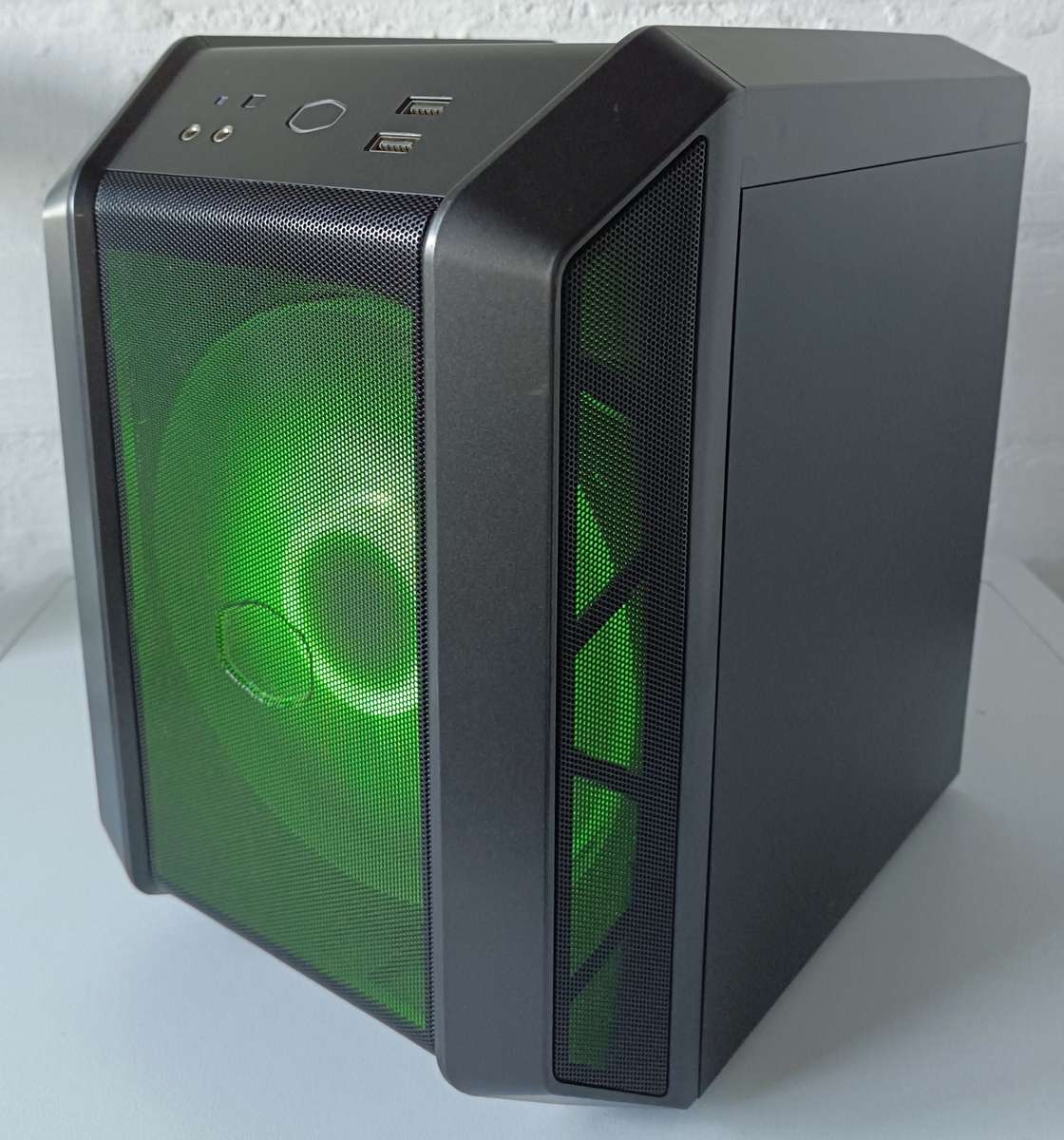 AMD Quad Core | 8GB DDR4 RAM | 256GB M.2 SSD | Windows 11 Pro (activated) | 500watt PSU