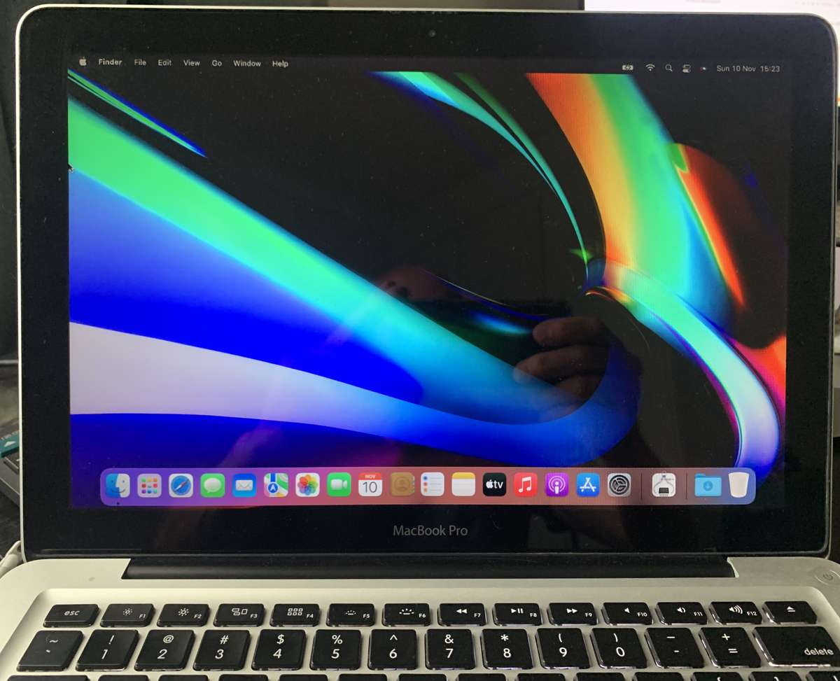 2012 Apple MacBook Pro 13" - Dual Core i5 2.5GHz | 8GB RAM, |500GB HDD | MacOs Monterey