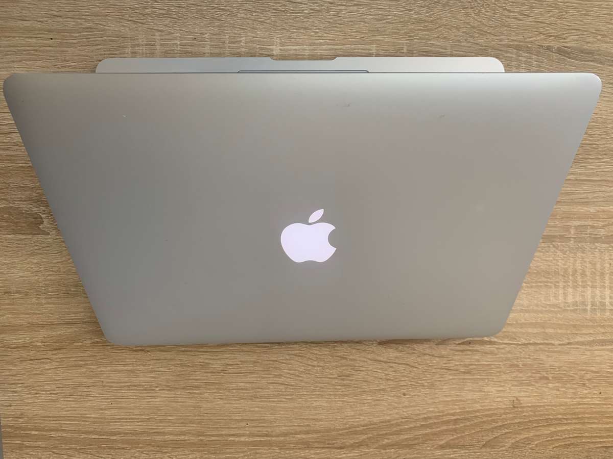 BACK TO VARSITY | BTS SCHOOL Special | MINT   Apple MacBook Air "Core i5" Early 2015