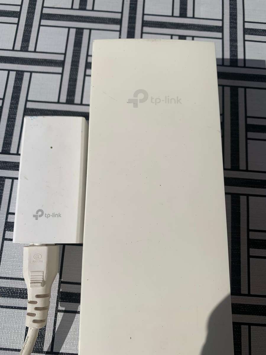 TP-Link Archer C20 Plus Nokia Wireless Router + TP-Link Outdoor CPE WiFi Access Point & Extender
