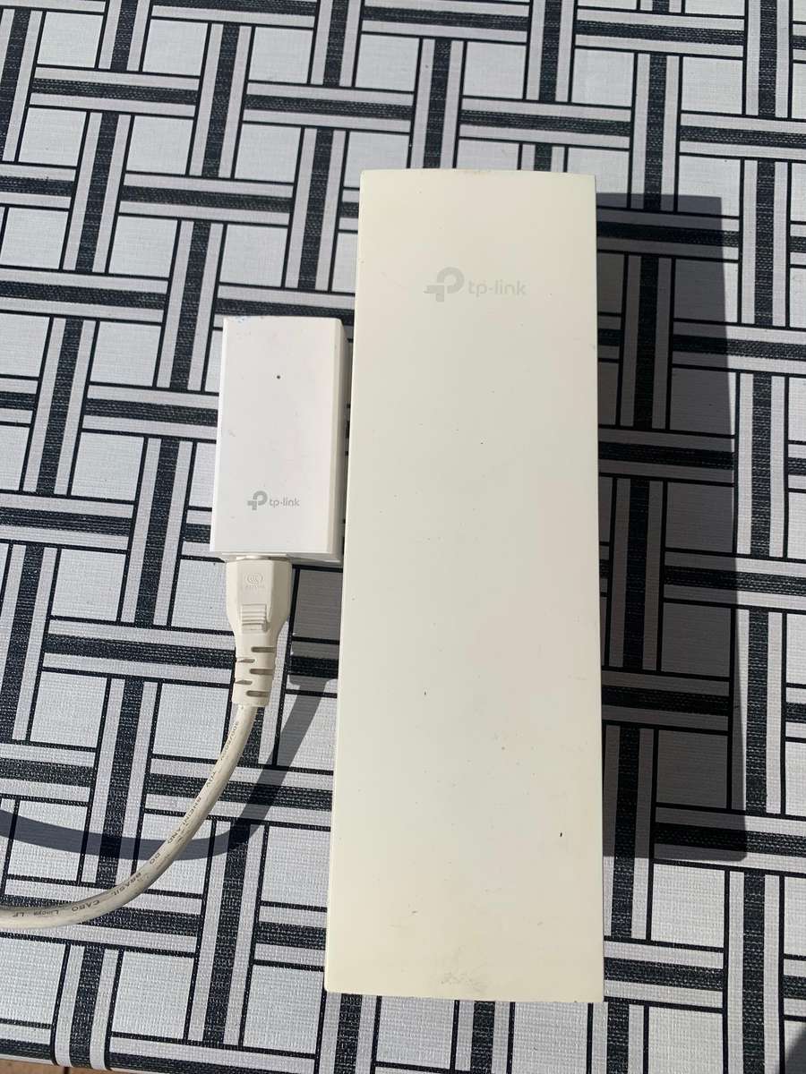 TP-Link Archer C20 Plus Nokia Wireless Router + TP-Link Outdoor CPE WiFi Access Point & Extender