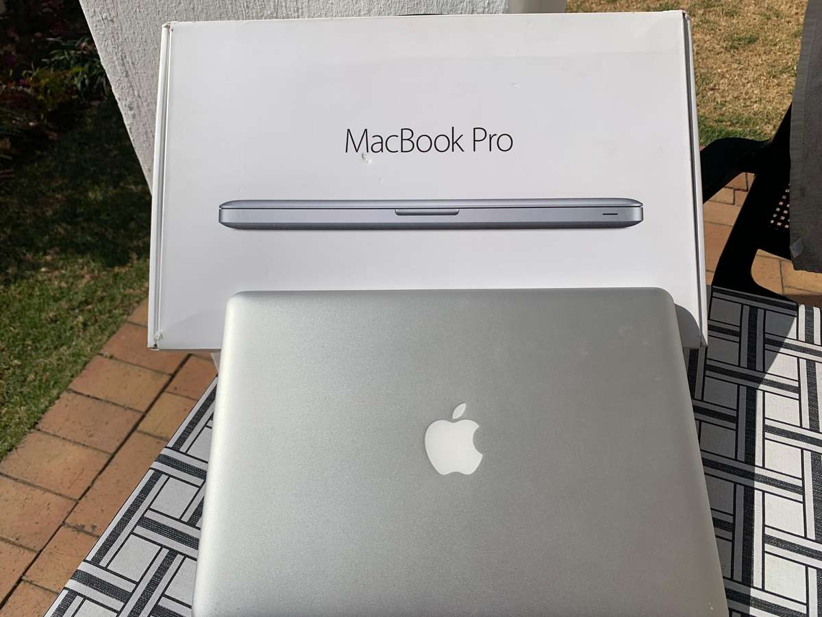 APPLE BUNDLE | MACBOOK AIR 2015 X 2 | MACBOOK PRO 2012 | PLEASE READ