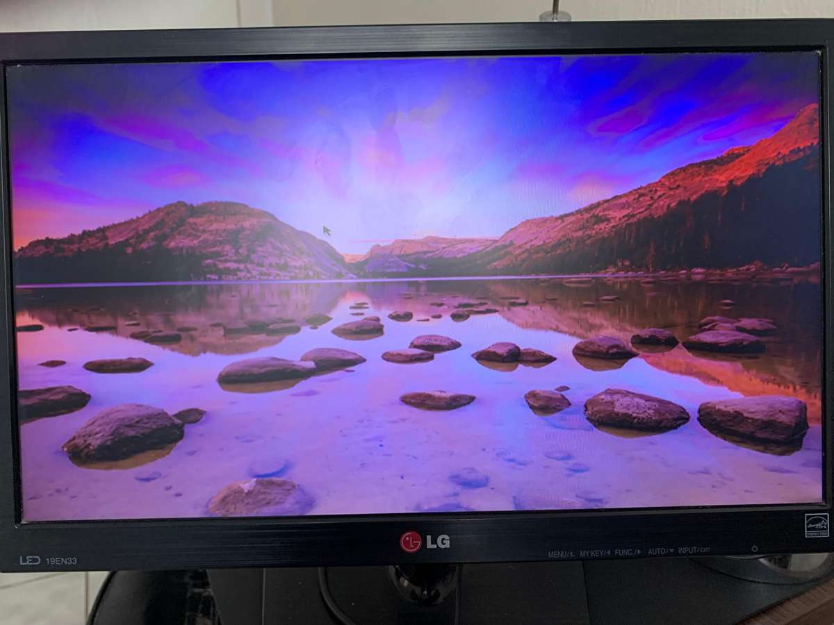 LG FLATRON 19EN33S-B LED MONITOR