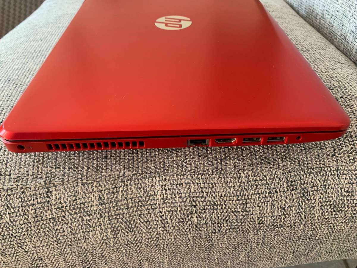 HP LAPTOP | INTEL  i3 | 8 GB RAM | MICROSOFT OFFICE BUSINESS AND HOME 2024 | WIN 11 | PRISTINE