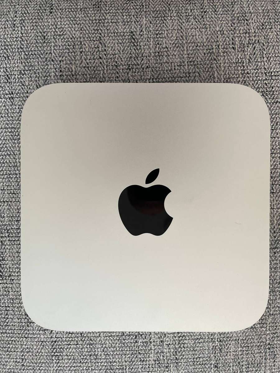 Apple Mac Mini (Late 2014)  Complete Setup | Excellent condition | super fast 1TB SSD