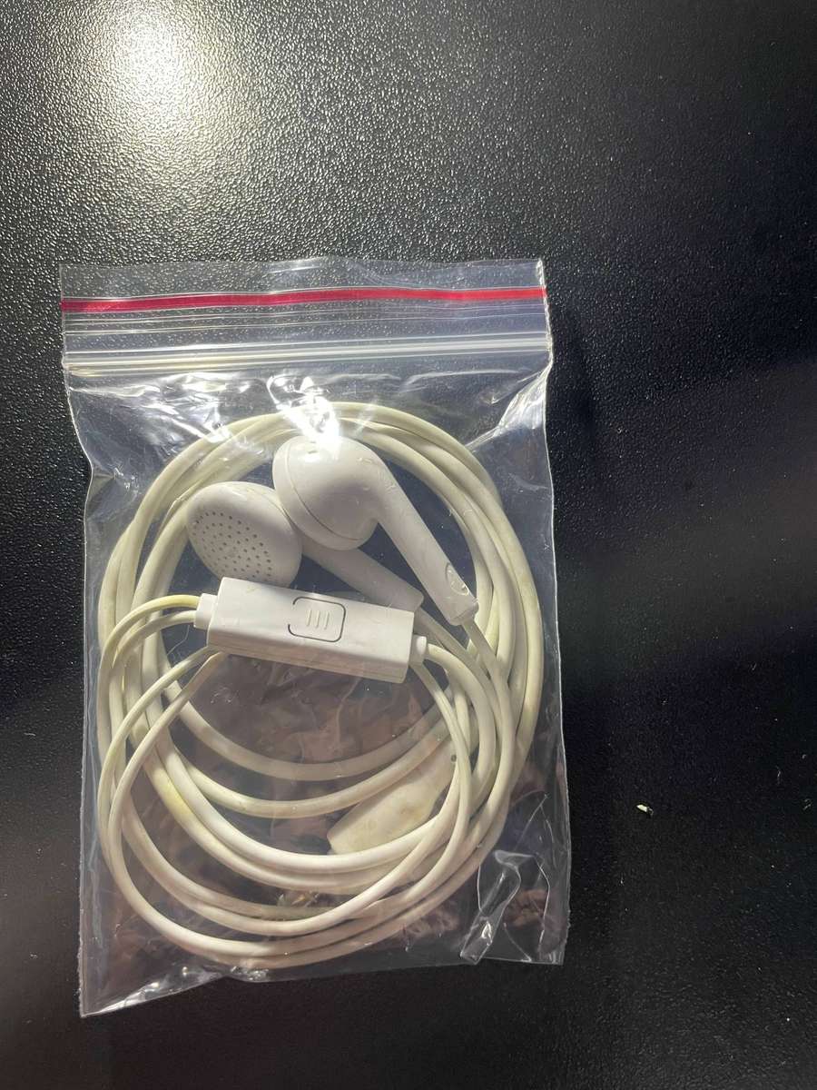  Apple iPod Nano 7th Gen (16GB)  Perfect Condition 