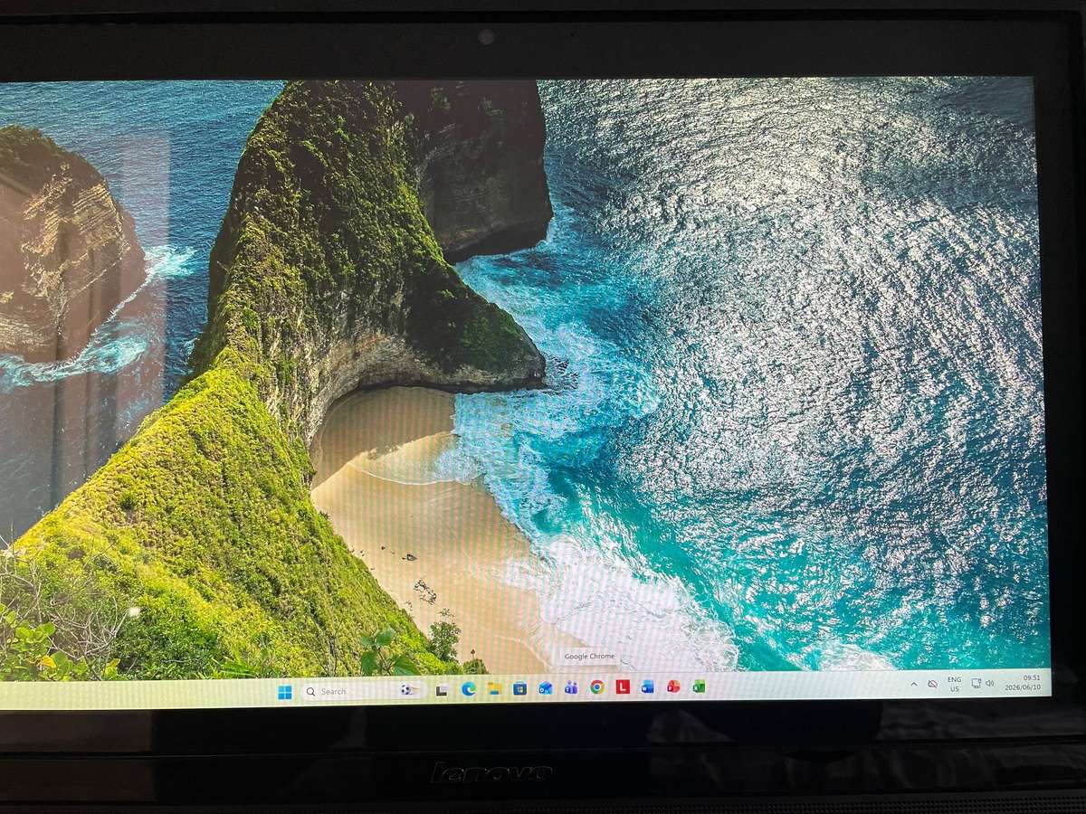  LENOVO TOUCHSCREEN ALL-IN-ONE PC READY TO GO! 