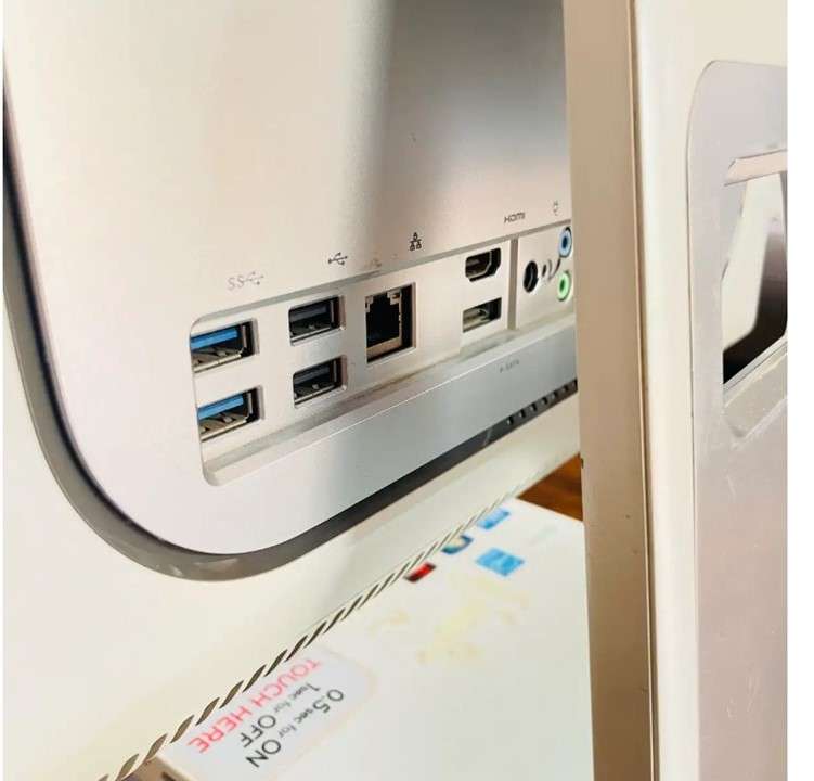 LG ALL IN ONE 24" TOUCH SCREEN PC | 240GB WD SOLID STATE DRIVE | INTEL i5 | 6mb Ram