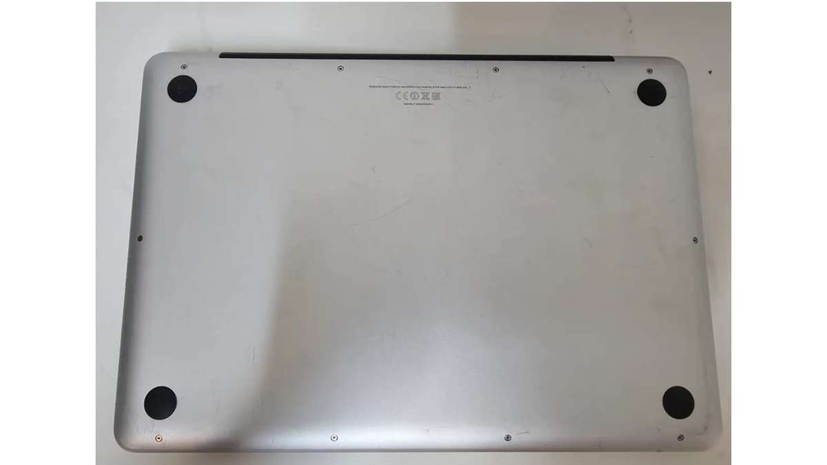 APPLE MACBOOK PRO 13"  | MID 2012 | 750GB HDD | 6MB RAM | PLEASE READ !!