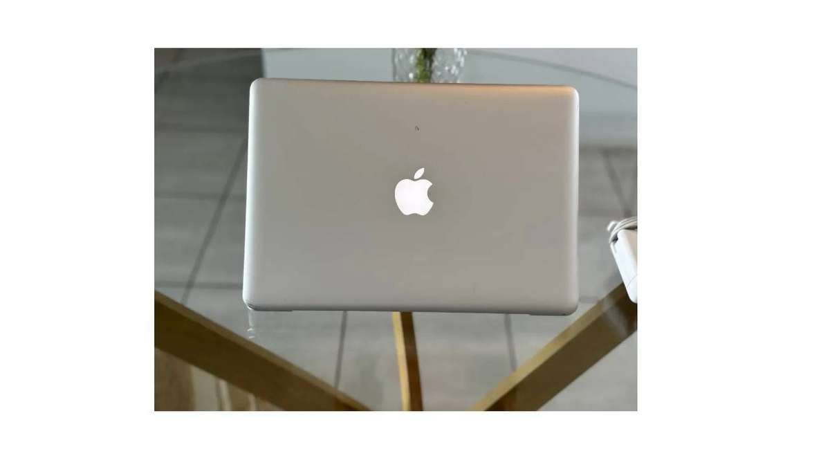  Apple MacBook Pro 13 (2012)  Upgraded, Refurbished & Ready To Go! 