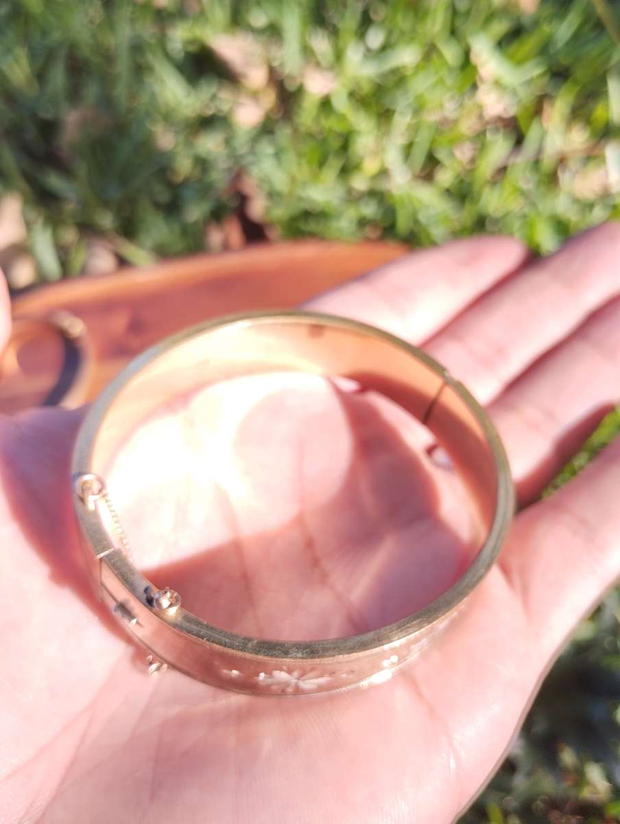 Gold Filled 9ct/10ct bangles