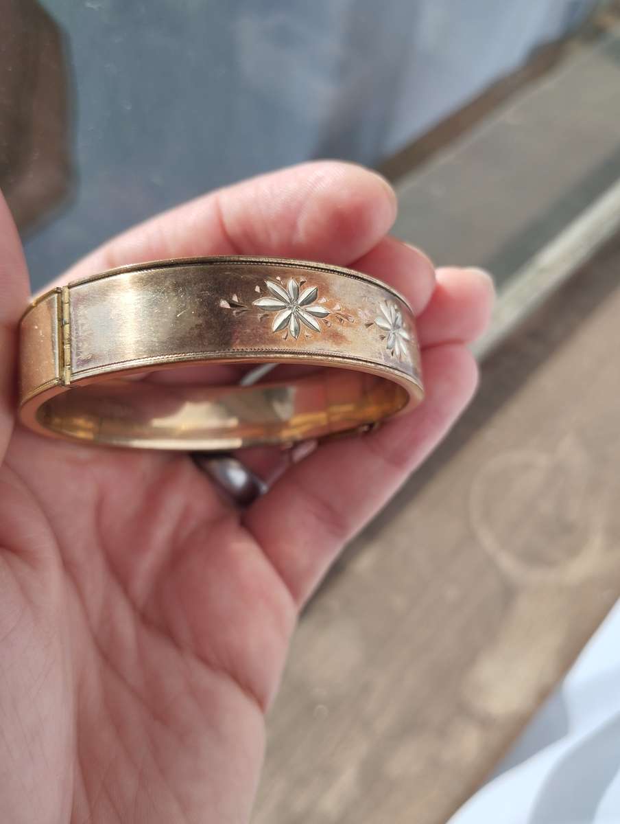 Gold Filled 9ct/10ct bangles