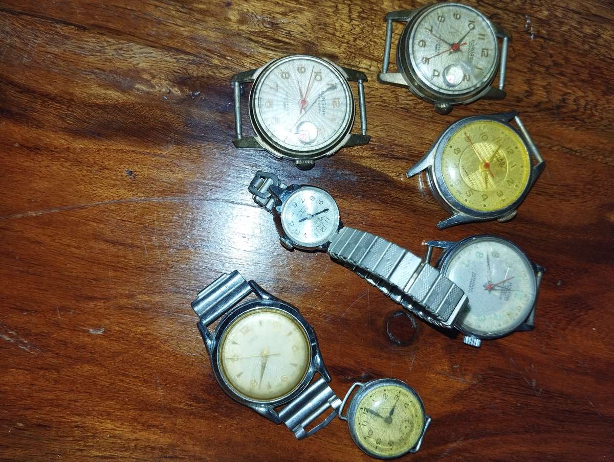 Vintage watches:Lot 5 (72 watches)