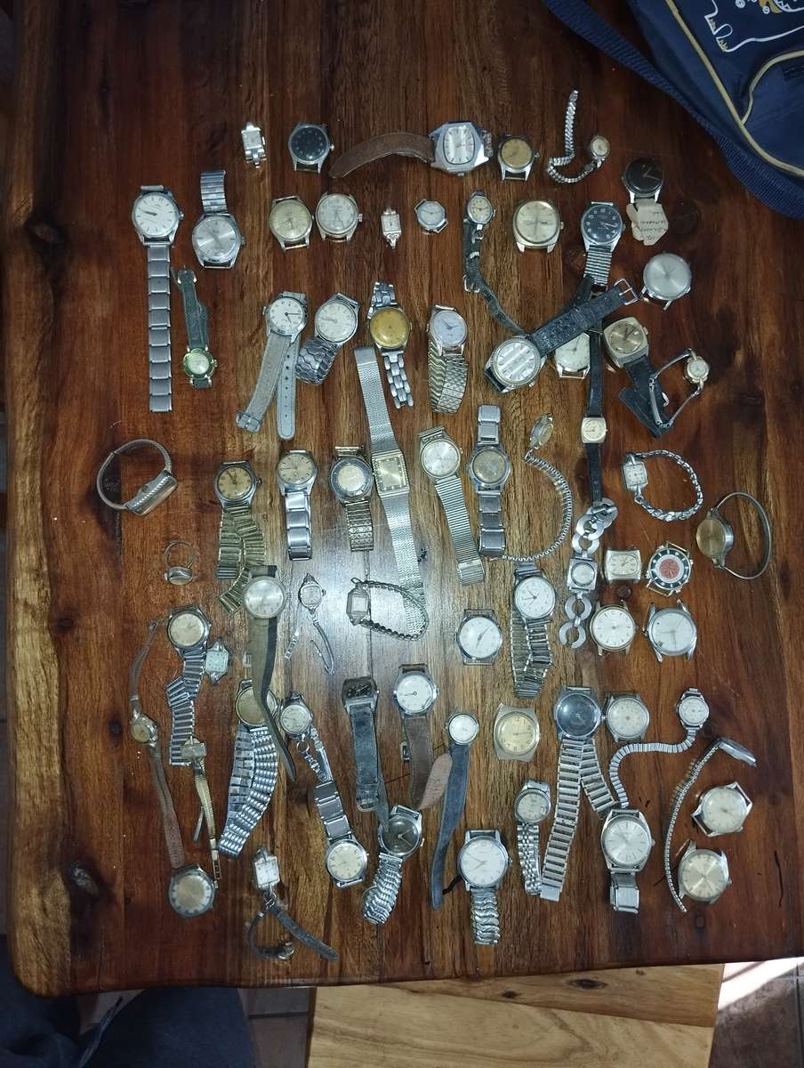 Vintage Watches:Lot 6 (67 watches)