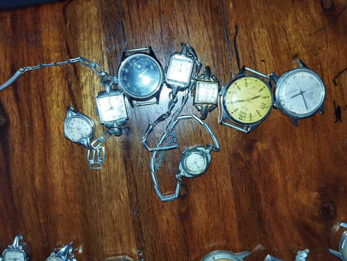 Vintage watches (70+ watches)