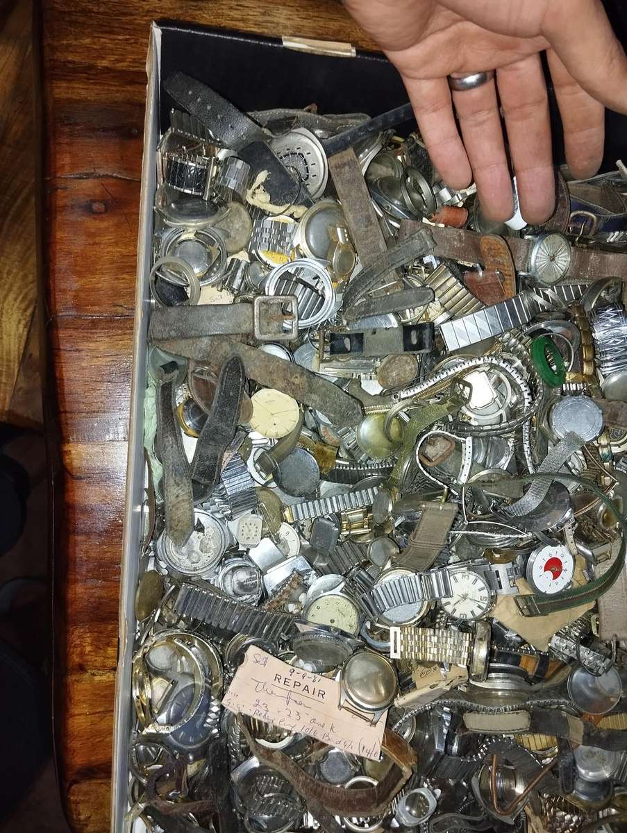 Vintage Watch Parts (over 9kg)