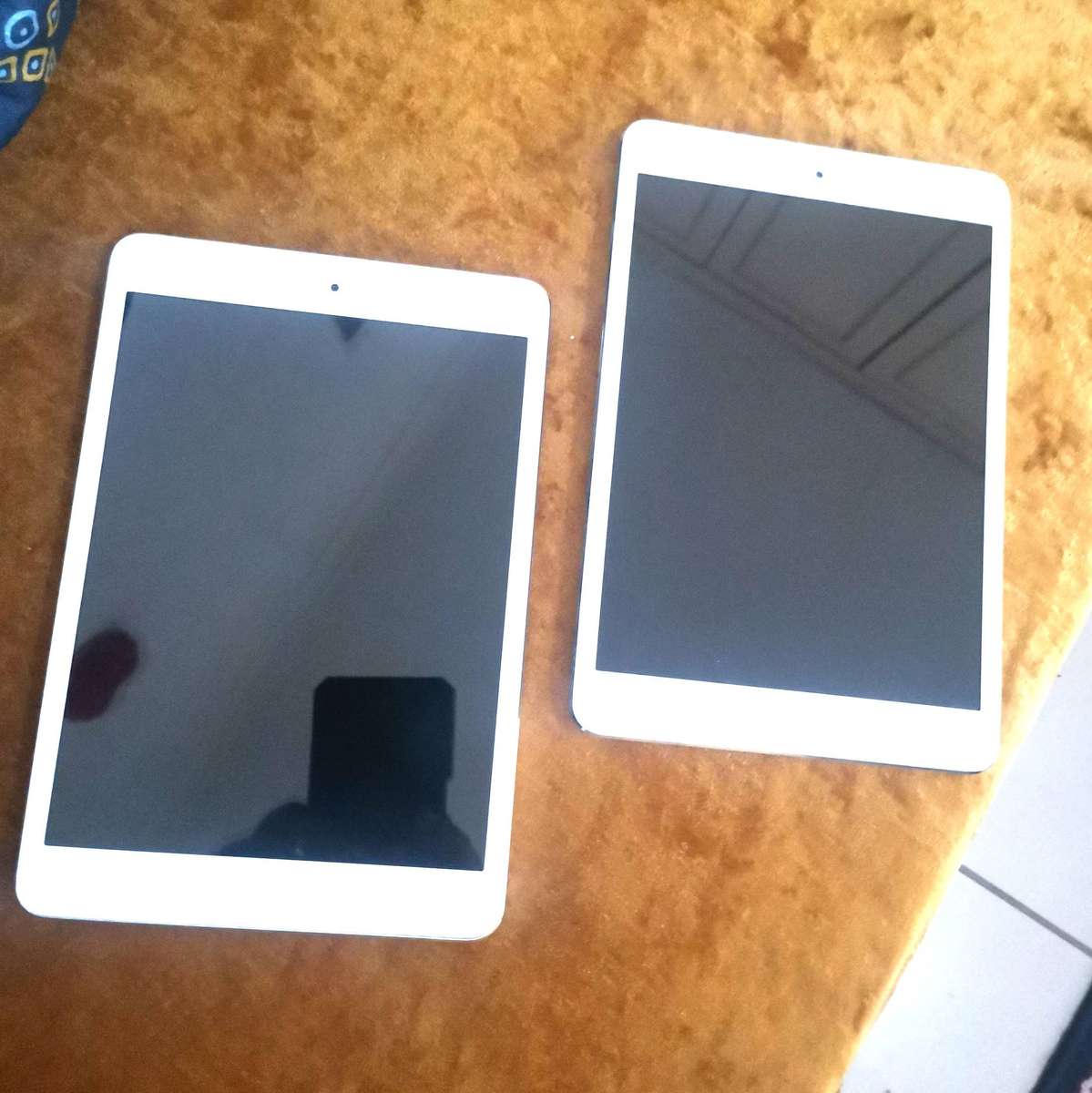 2x Apple iPads for one bid ***" model A1455 & A1432 ***BARGAIN ***BUYER'S LUCK****Read description