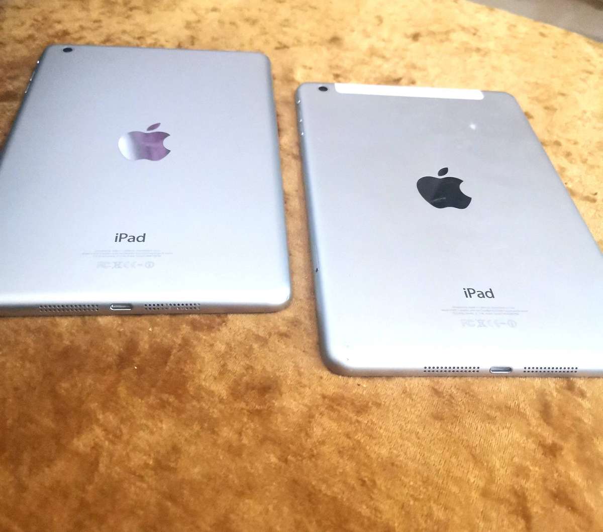 2x Apple iPads for one bid ***" model A1455 & A1432 ***BARGAIN ***BUYER'S LUCK****Read description
