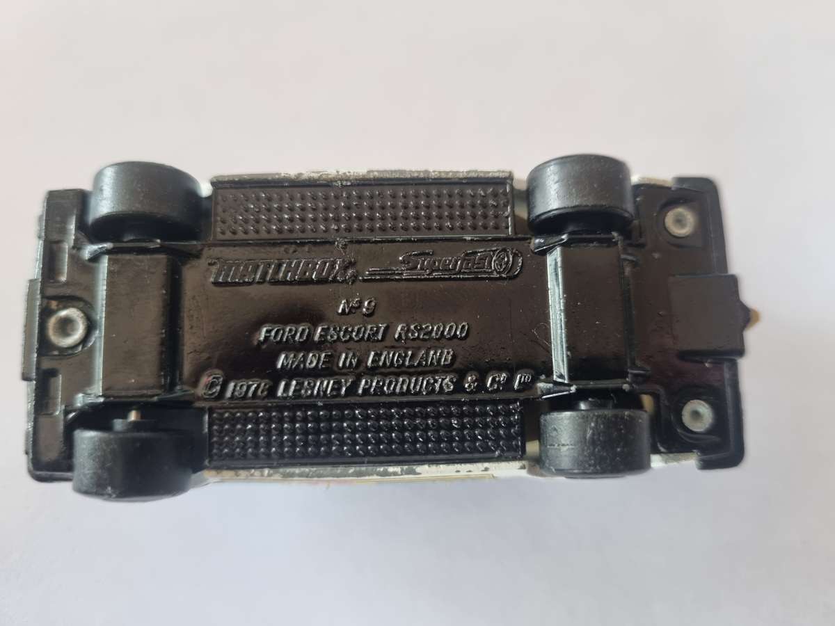 Matchbox Lesney Superfast #9 Ford Escort RS2000