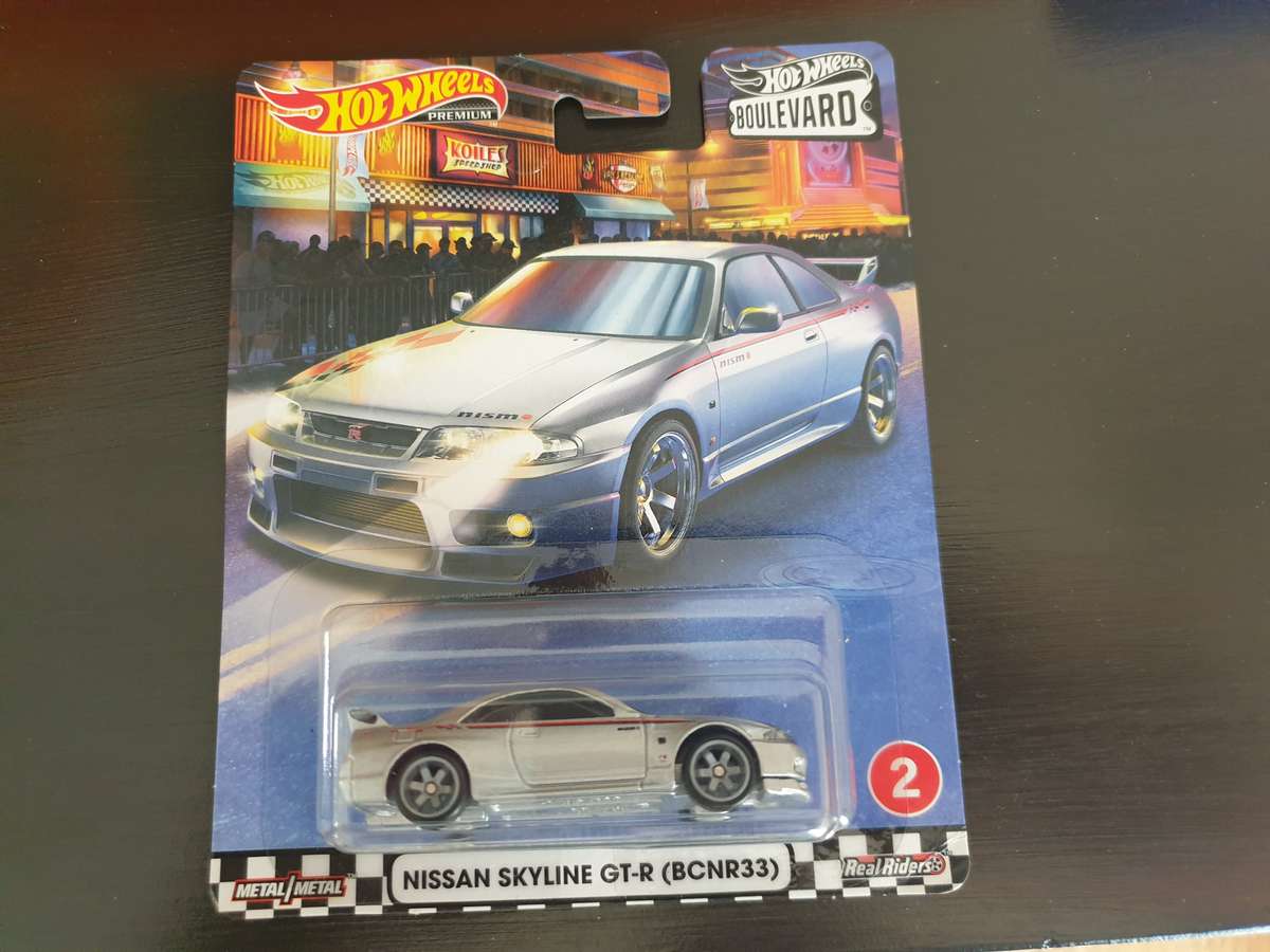 Hot Wheels Boulevard #2 Nissan Skyline GT-R (BCNR33)