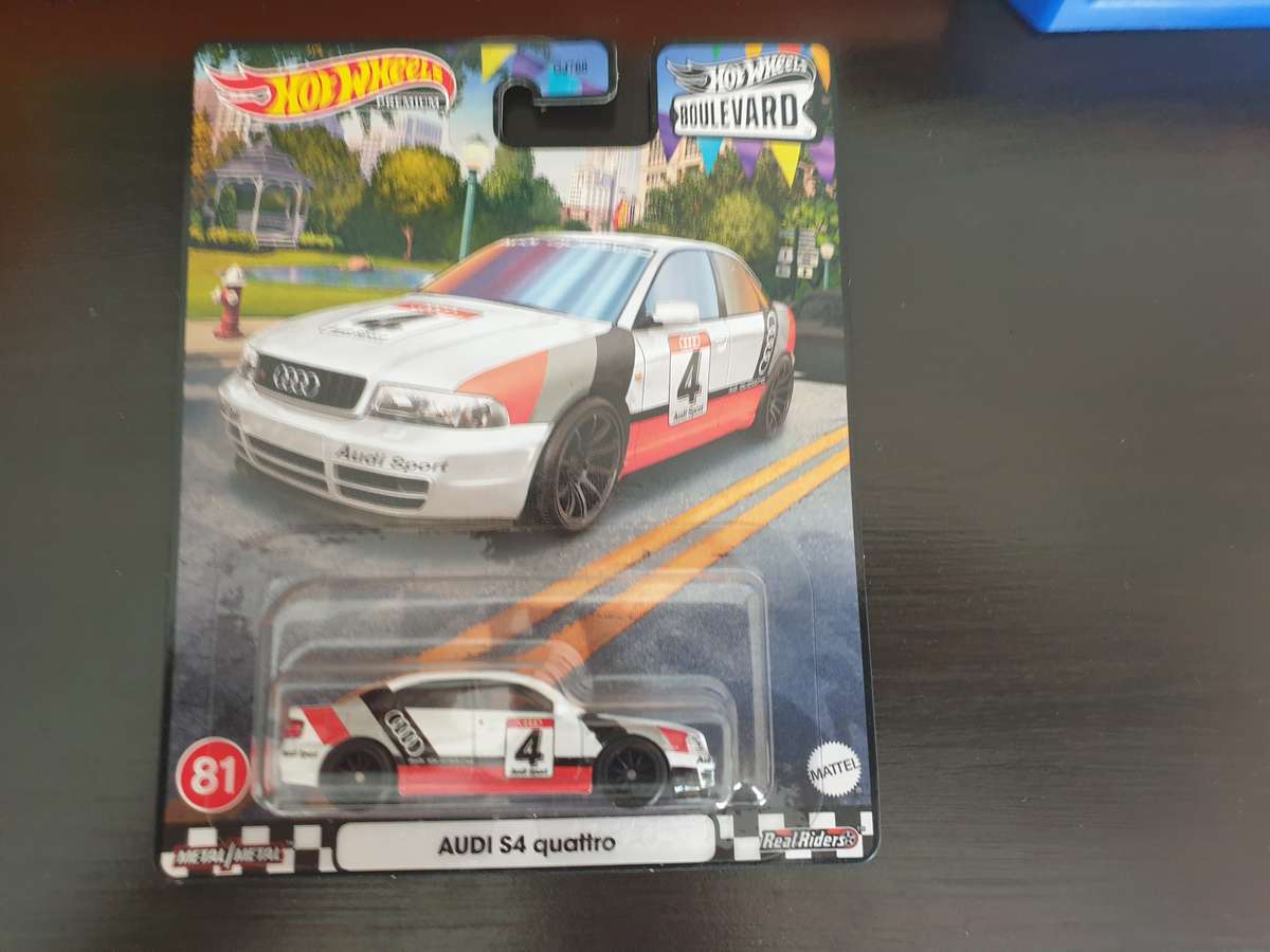 Hot Wheels Boulevard #81 Audi S4 Quattro