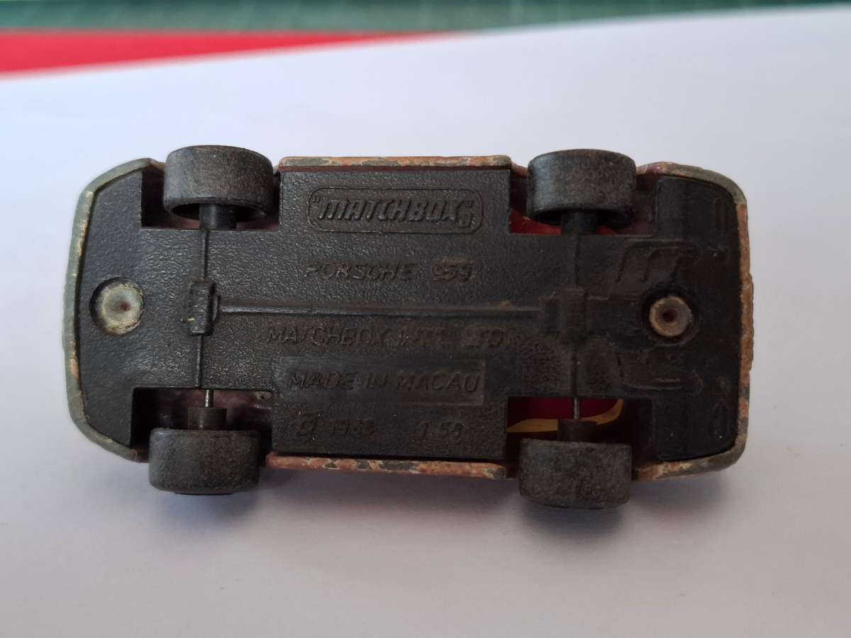 Vintage Matchbox Porsche 959