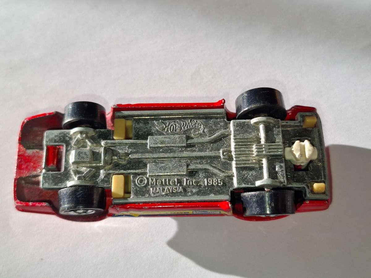 Vintage Hot Wheels 1985 Body Swappers Red Mean Dream Racer