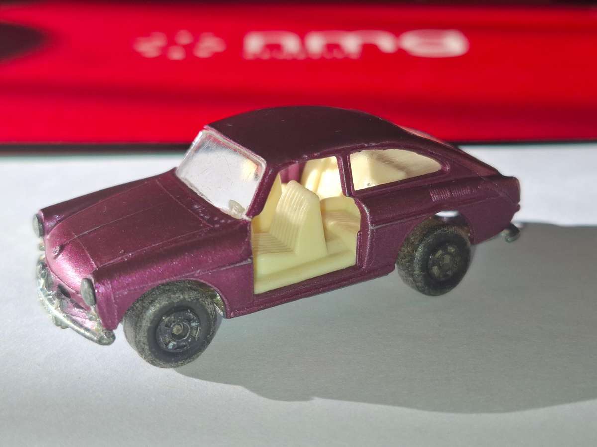 Vintage Matchbox Lesney Superfast #67 Volkswagen 1600TL