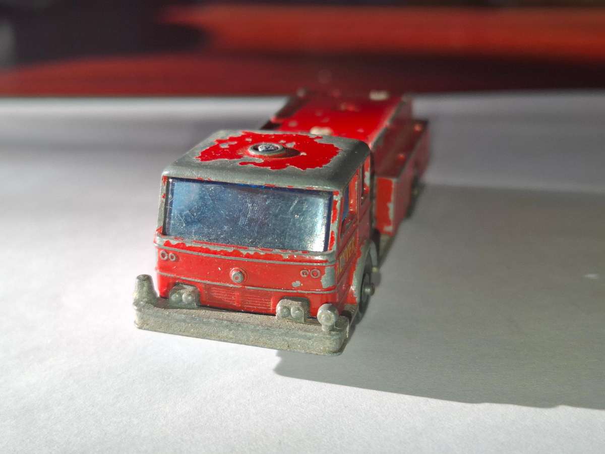 Vintage Matchbox Regular Wheels #29 Fire Pumper Truck